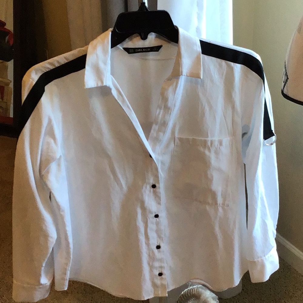 Shirt with black inserts